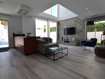 Segunda mano - Villa - Orihuela Costa - Lomas de Cabo Roig