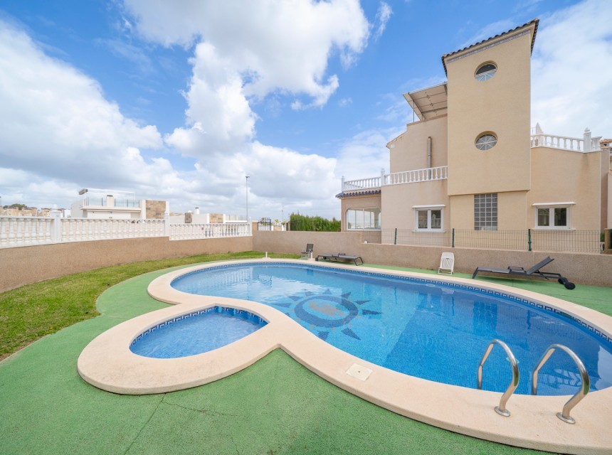 Segunda mano - Villa - Orihuela Costa - PAU 26