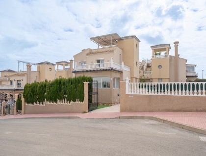 Segunda mano - Villa - Orihuela Costa - PAU 26