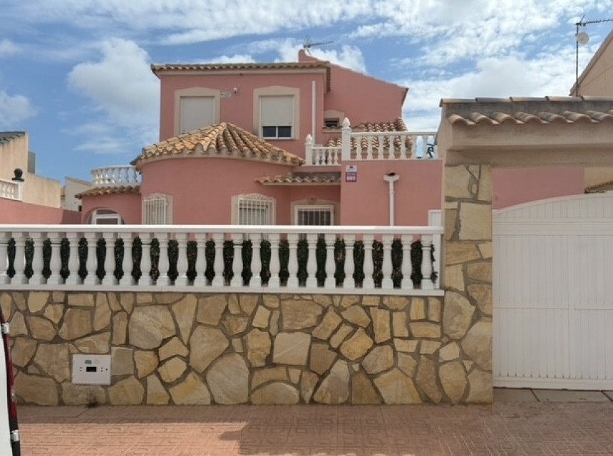 Segunda mano - Villa - Orihuela Costa - Playa Flamenca