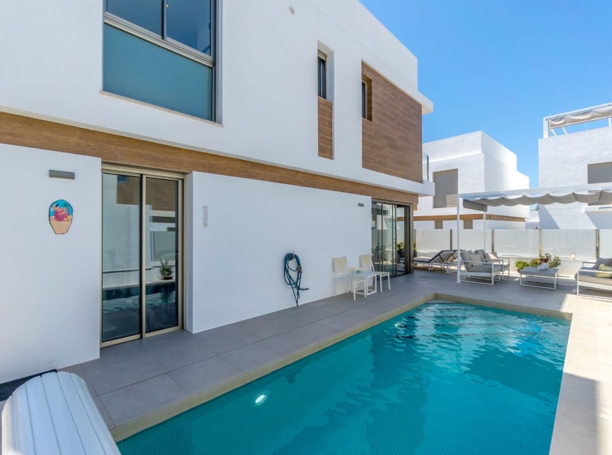 Segunda mano - Villa - Orihuela Costa - Villamartín