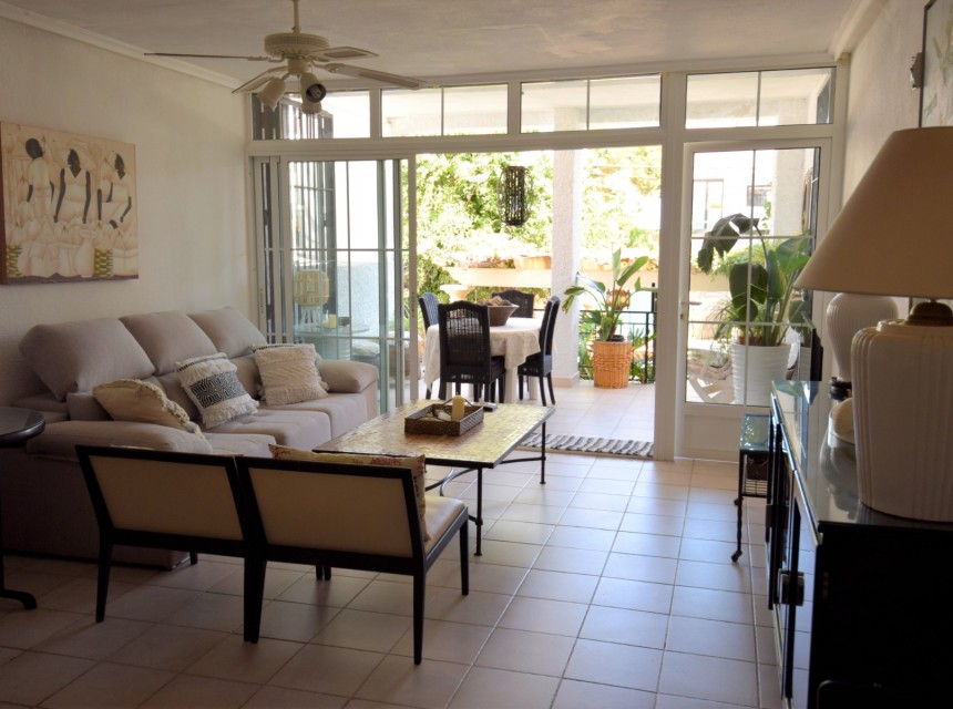 Segunda mano - Villa - Santa Pola