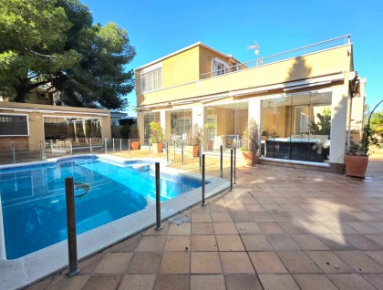 Segunda mano - Villa - Torrevieja - Cabo Cervera