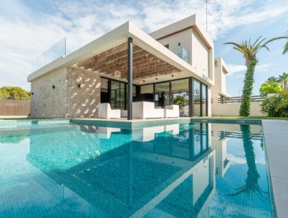 Segunda mano - Villa - Torrevieja - Los Balcones