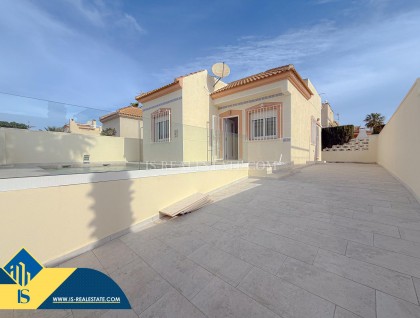 Segunda mano - Villa - Torrevieja - Torre del moro