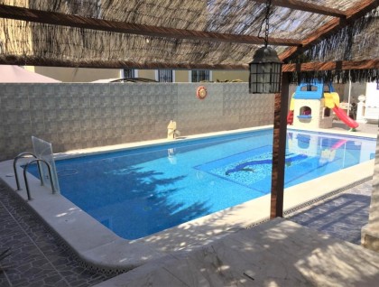 Segunda mano - Villa - Torrevieja