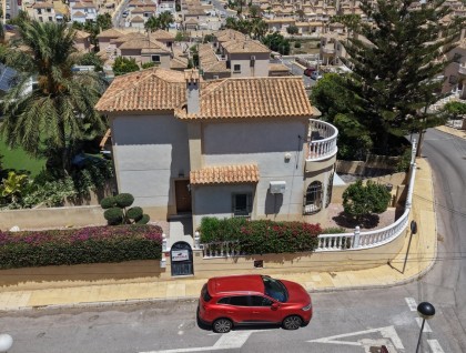 Segunda mano - Villa - Villamartín - Costa Blanca