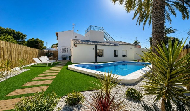 Semi-detached - Resale - Orihuela Costa - Punta Prima