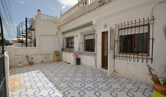 Semi-detached - Resale - Torrevieja - El limonar
