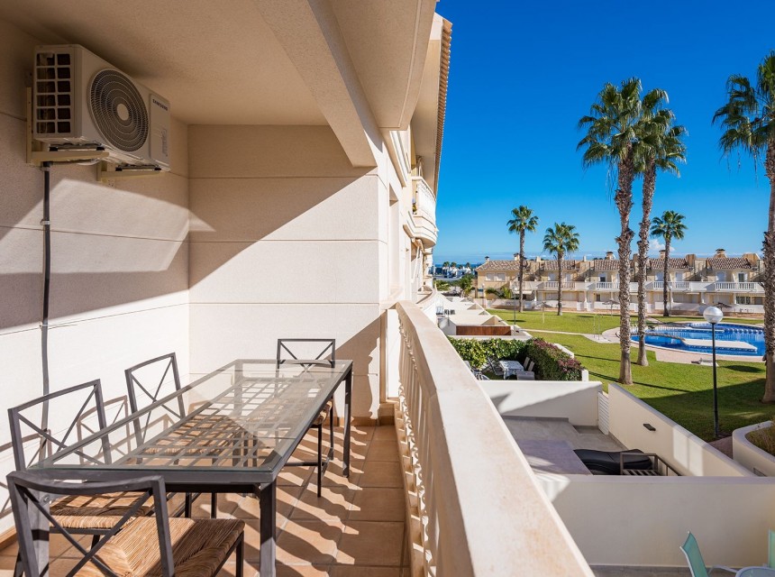 Sprzedaż - Apartament - Cabo Roig
