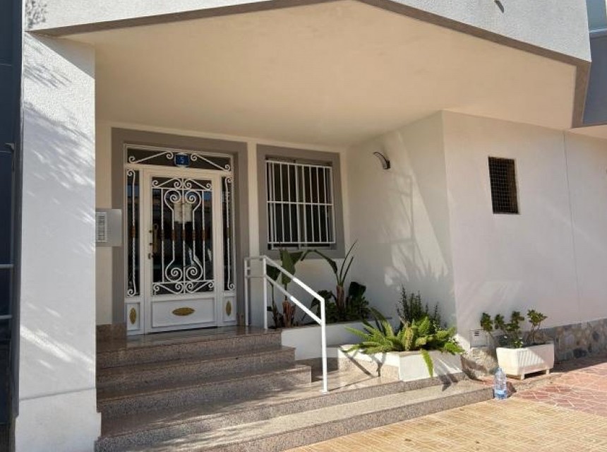 Sprzedaż - Apartament - Cabo Roig