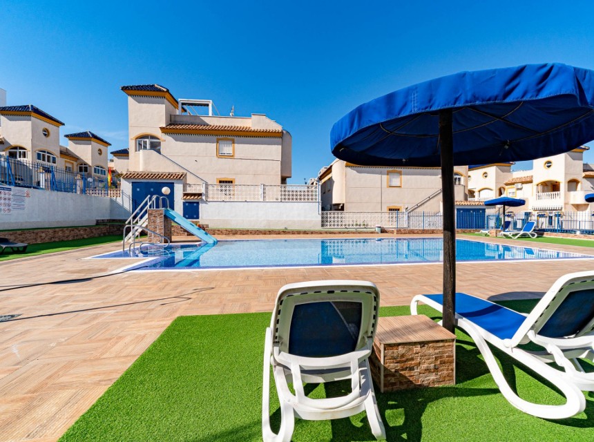 Sprzedaż - Apartament - Guardamar - El Edén - Los Estaños