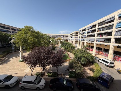 Sprzedaż - Apartament - Guardamar - Plaza Porticada