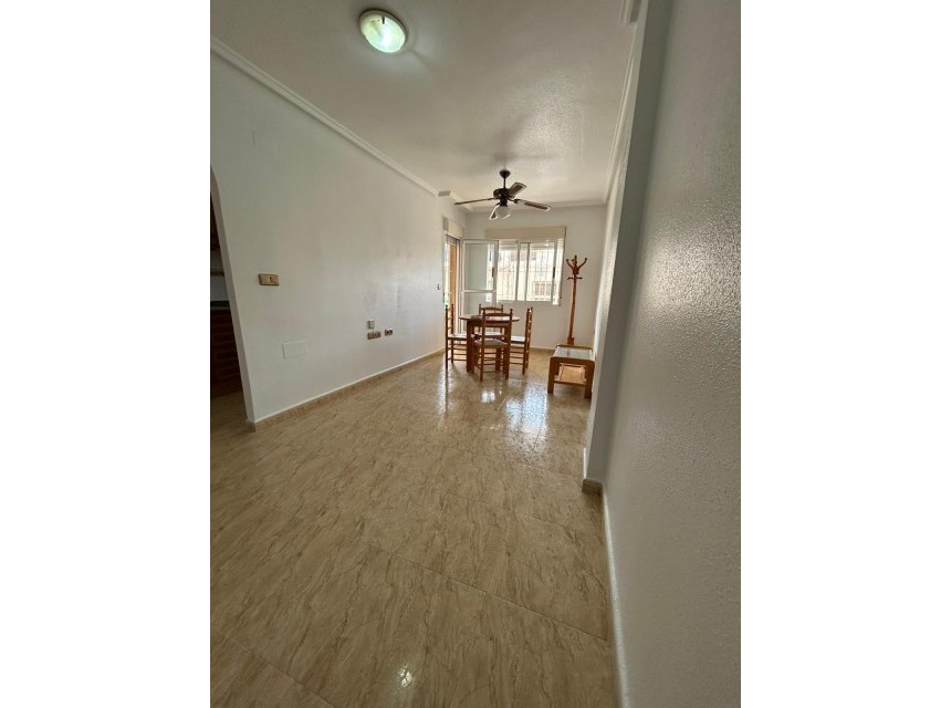Sprzedaż - Apartament - Los Montesinos