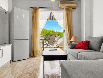 Sprzedaż - Apartament - Mil Palmeras