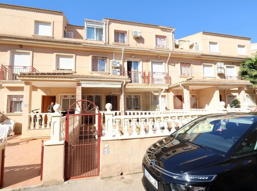 Sprzedaż - Apartament - Orihuela costa - La Zenia