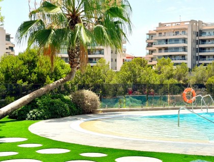 Sprzedaż - Apartament - Orihuela costa - La Zenia