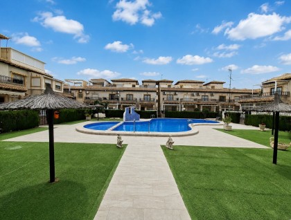 Sprzedaż - Apartament - Orihuela costa - Punta Prima