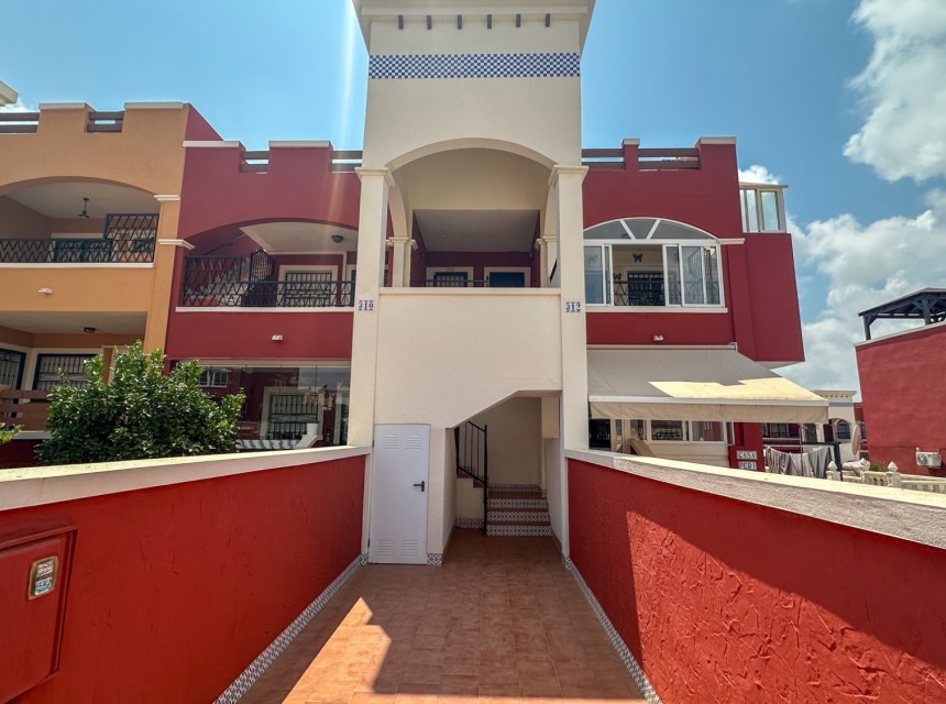 Sprzedaż - Apartament - Orihuela costa - Punta Prima