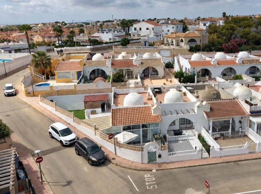 Sprzedaż - Apartament - Orihuela costa - Villamartín