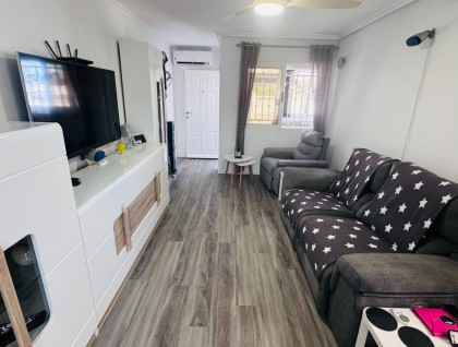 Sprzedaż - Apartament - Orihuela - Orihuela costa
