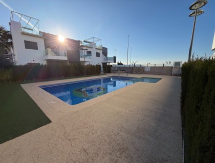 Sprzedaż - Apartament - Pilar de La Horadada - Pilar de La Horadada - Town