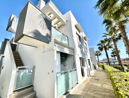Sprzedaż - Apartament - Punta Prima