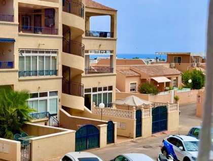 Sprzedaż - Apartament - Punta Prima