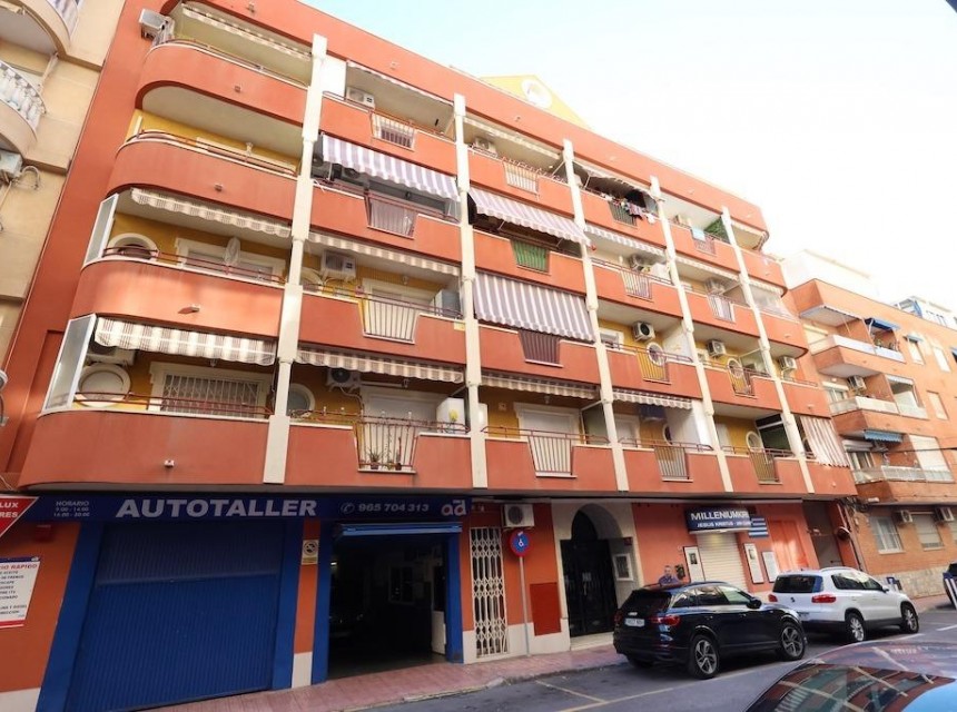 Sprzedaż - Apartament - Torrevieja - Centro