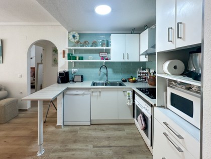 Sprzedaż - Apartament - Torrevieja - Centro