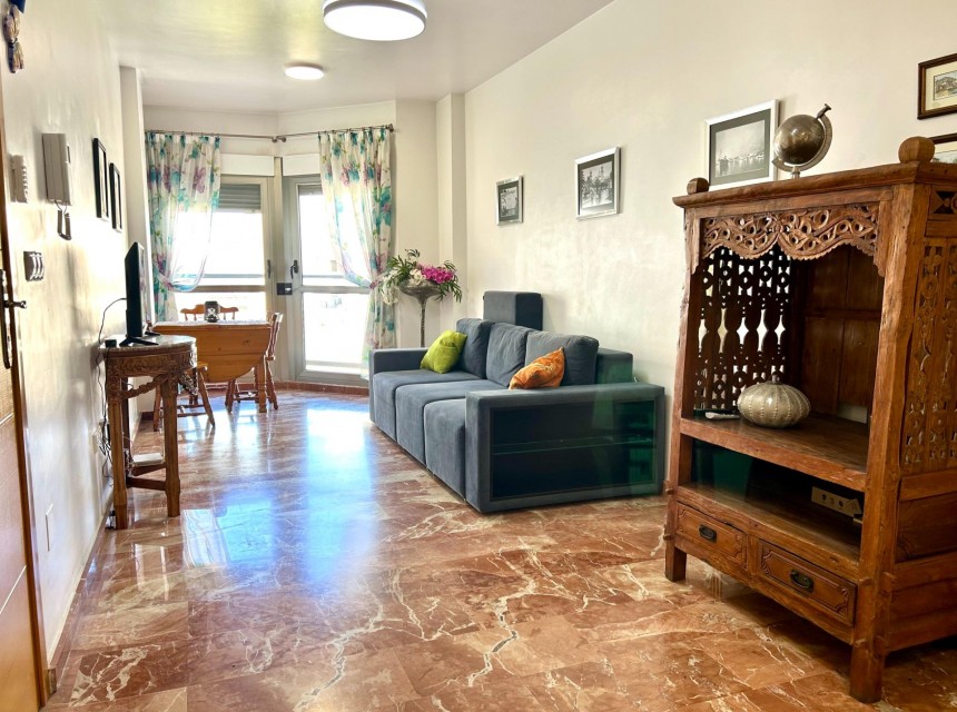 Sprzedaż - Apartament - Torrevieja - Centro