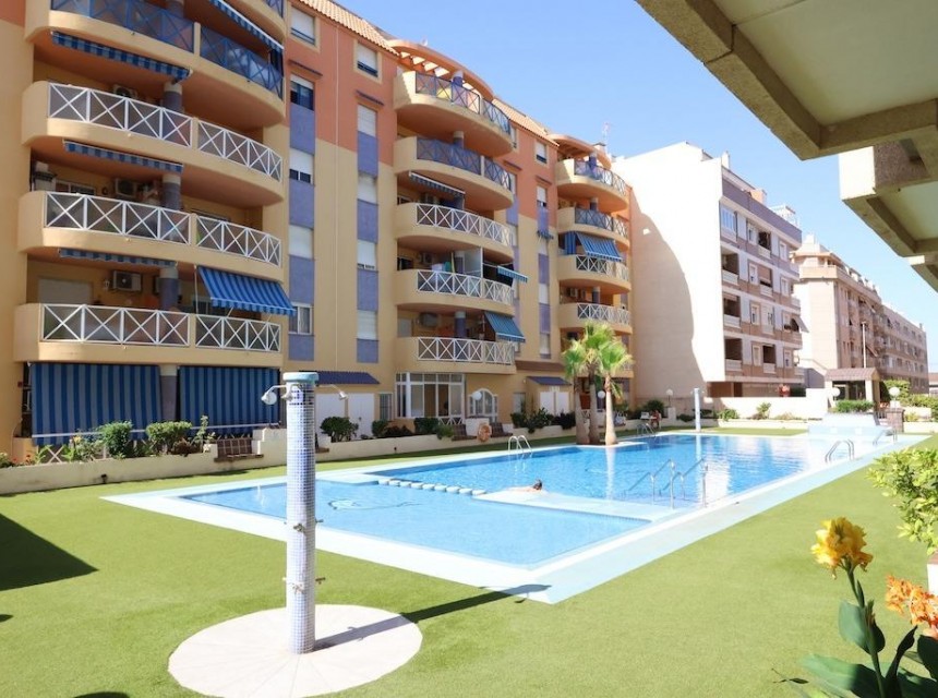 Sprzedaż - Apartament - Torrevieja - Centro
