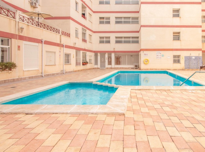 Sprzedaż - Apartament - Torrevieja - Centro