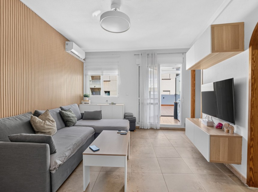 Sprzedaż - Apartament - Torrevieja - Centro