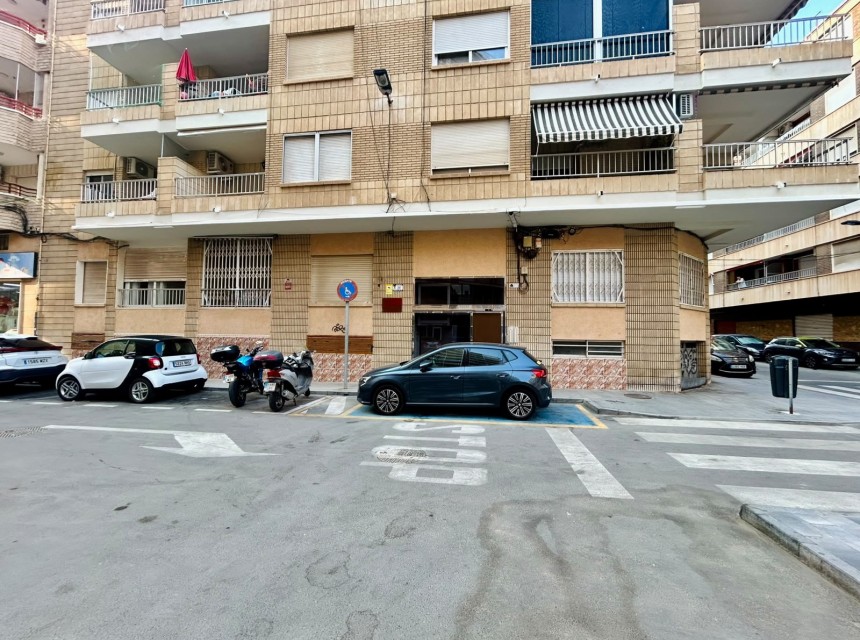 Sprzedaż - Apartament - Torrevieja - Centro