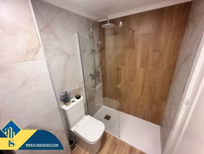 Sprzedaż - Apartament - Torrevieja - Estacion de autobuses