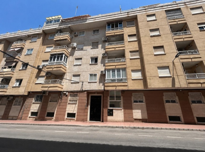 Sprzedaż - Apartament - Torrevieja - Estacion de autobuses