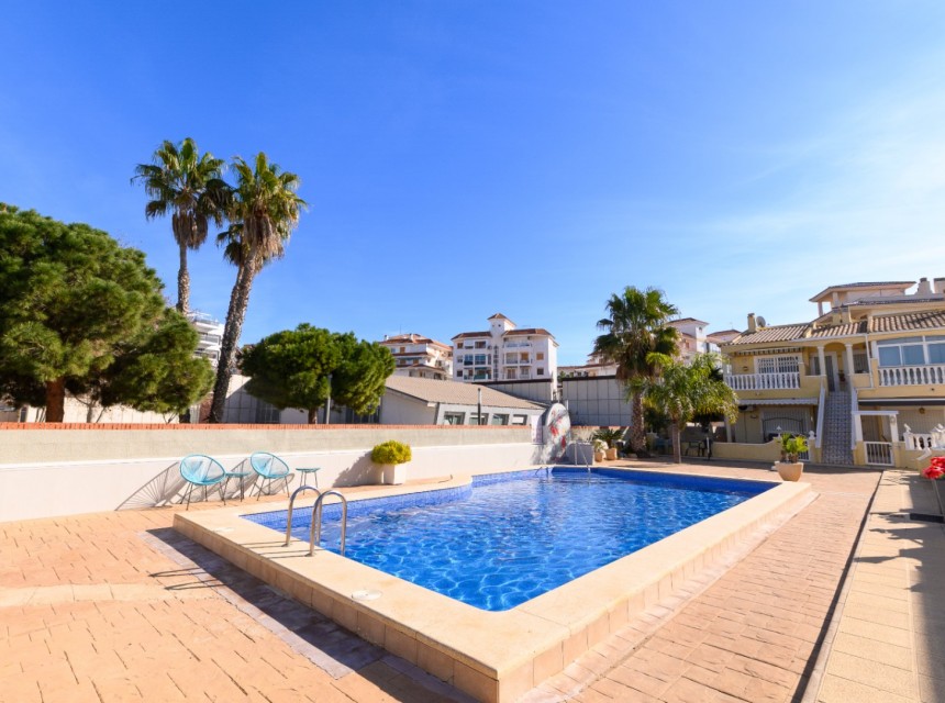 Sprzedaż - Apartament - Torrevieja - La Mata