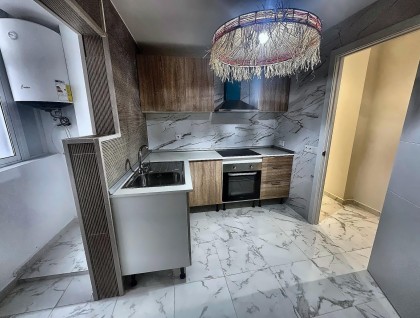 Sprzedaż - Apartament - Torrevieja - Muelle Pesquero