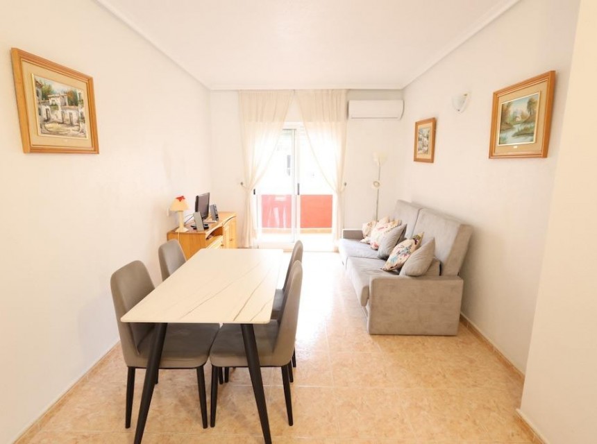 Sprzedaż - Apartament - Torrevieja - Parque de Las Naciones