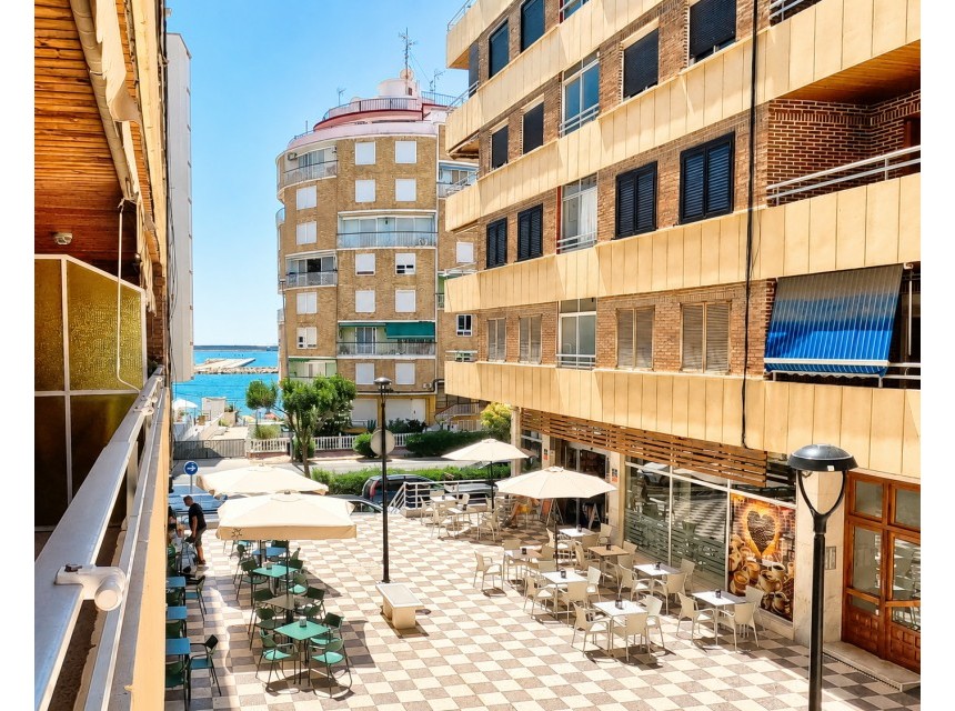 Sprzedaż - Apartament - Torrevieja - Playa Acequion