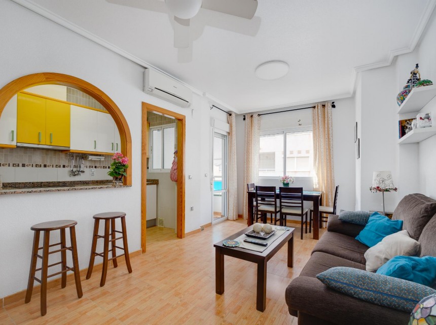 Sprzedaż - Apartament - Torrevieja - Playa de La Acequion