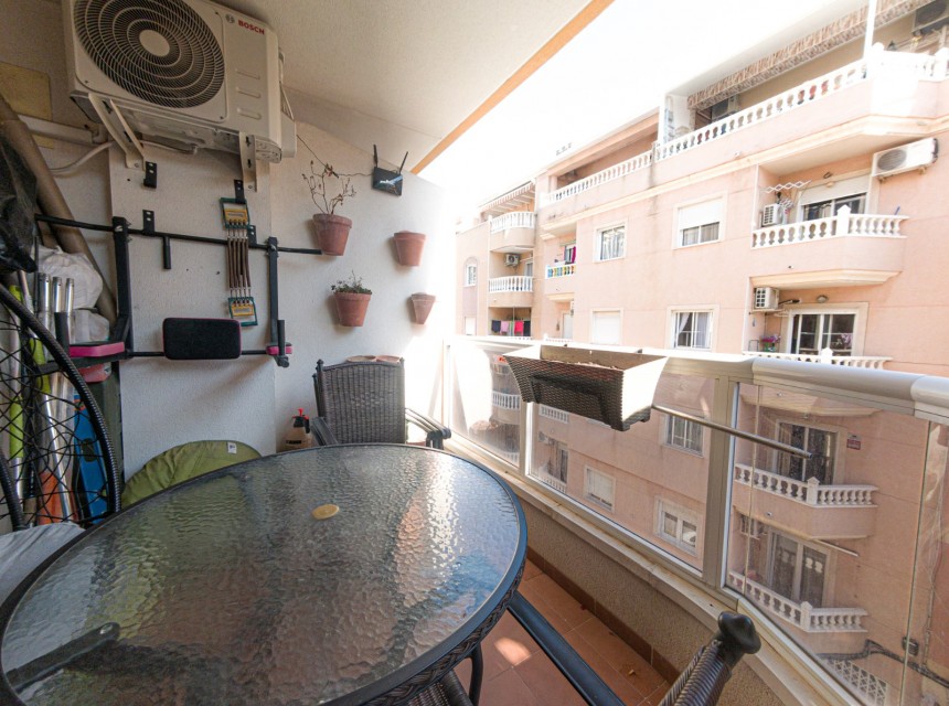 Sprzedaż - Apartament - Torrevieja - Playa de Los Locos-Curva del Palangre