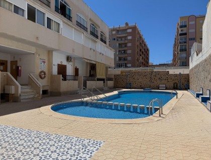Sprzedaż - Apartament - Torrevieja - Playa de los locos