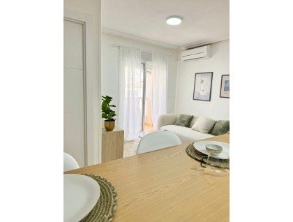 Sprzedaż - Apartament - Torrevieja - Playa de los locos