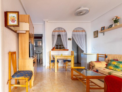 Sprzedaż - Apartament - Torrevieja - Playa de los Naufragos