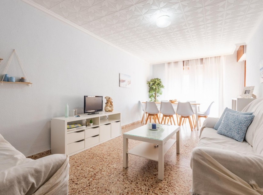 Sprzedaż - Apartament - Torrevieja - Playa de los Naufragos