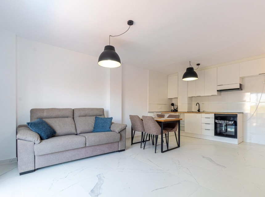 Sprzedaż - Apartament - Torrevieja - Punta prima