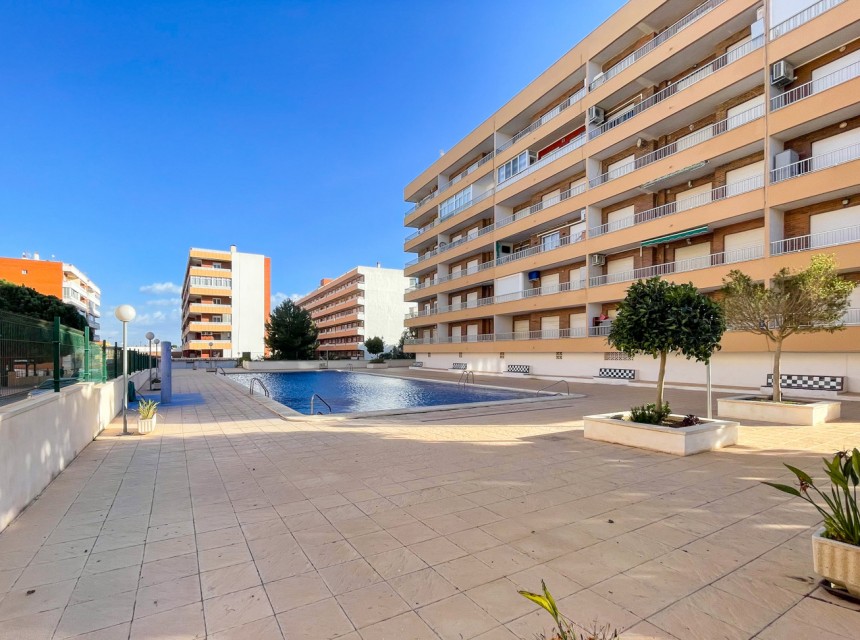Sprzedaż - Apartament - Torrevieja - Punta Prima