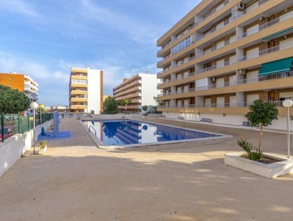 Sprzedaż - Apartament - Torrevieja - Punta prima